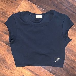 Gymshark women’s black crop top